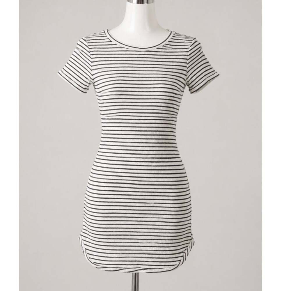Forever 21 White & Black Striped Stretchy Short Sleeve T Shirt Bodycon Dress M